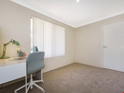 128/27 Pearson Drive, Success WA 6164