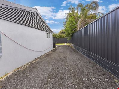 1B Yera Place, Wanneroo WA 6065