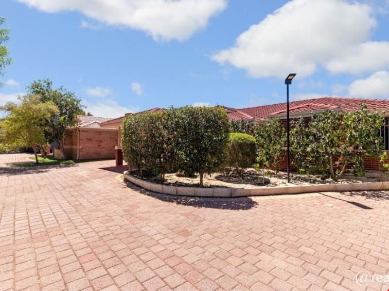 8/55 Scaddan Street, Bassendean WA 6054