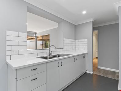 86 Charles Street, Midland WA 6056