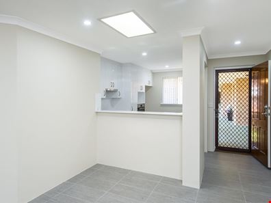 71/39 Elizabeth Street, Cloverdale WA 6105
