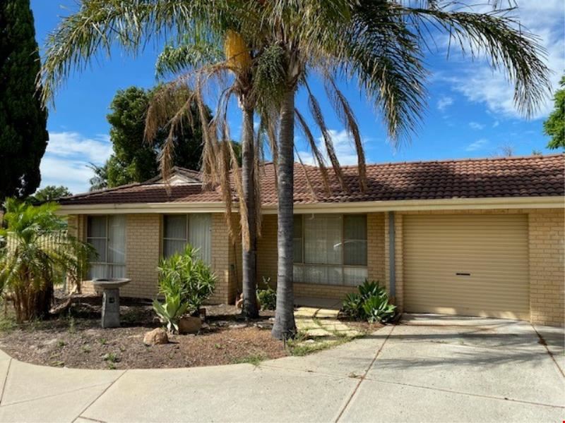 20A Cocos Grove, Kiara WA 6054