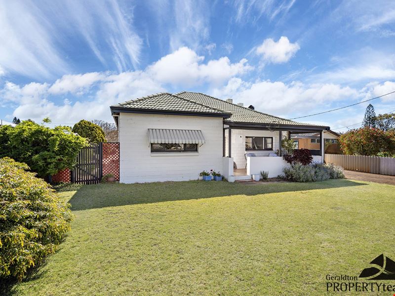 55 Harrison Street, Bluff Point WA 6530