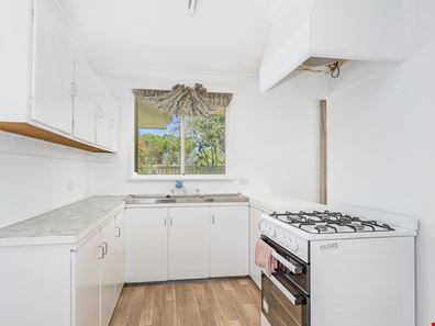 12 Beattie Road, Waggrakine WA 6530