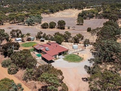 111 Colin Street, Cuballing WA 6311