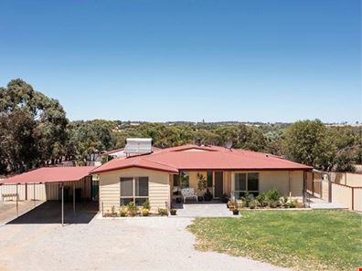 111 Colin Street, Cuballing WA 6311