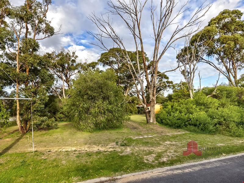 16 Stallard Place, Withers WA 6230