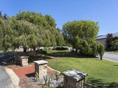 61/27 Meadow Springs Drive, Meadow Springs WA 6210