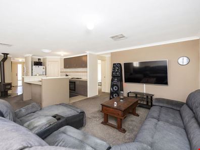 61/27 Meadow Springs Drive, Meadow Springs WA 6210