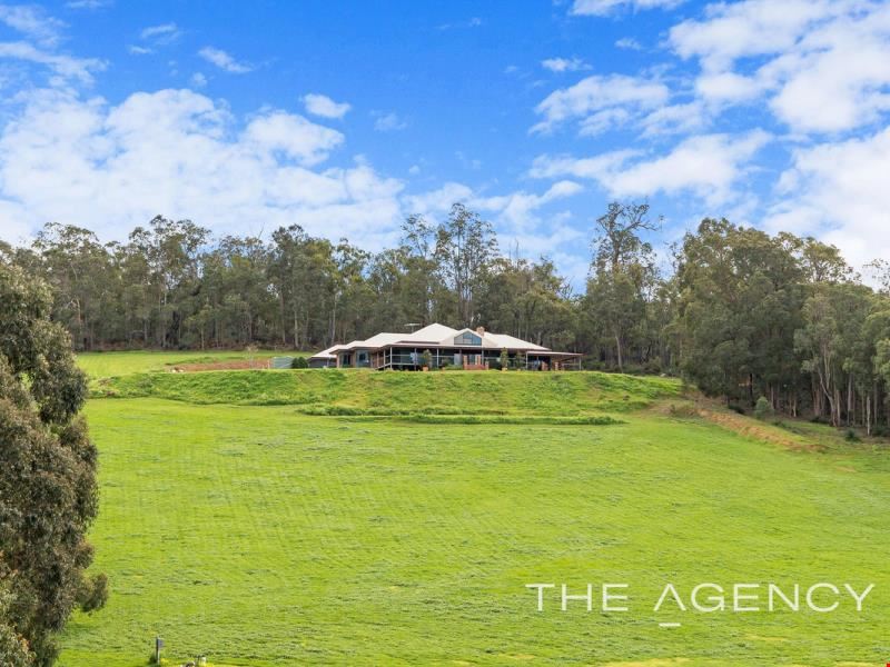 75 Bracken Road, Pickering Brook WA 6076