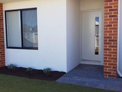 4  Yindi Way, Lake Coogee WA 6166