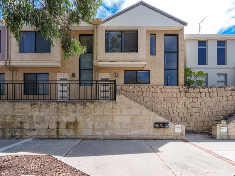 33C Lakeside Drive, Joondalup WA 6027