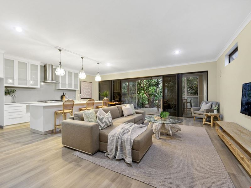 9B Hope Street, Watermans Bay WA 6020