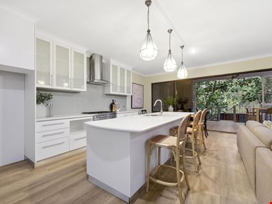 9B Hope Street, Watermans Bay WA 6020