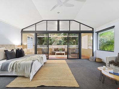 9B Hope Street, Watermans Bay WA 6020