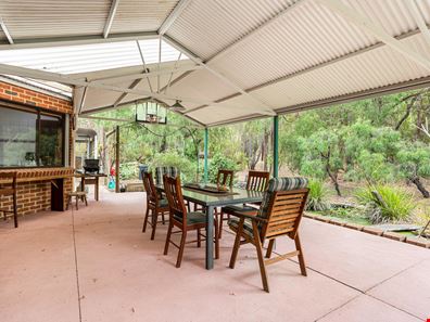 118 Yalinda Drive, Gelorup WA 6230