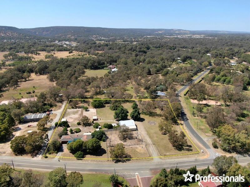 1406 Rowley Road, Wungong WA 6112