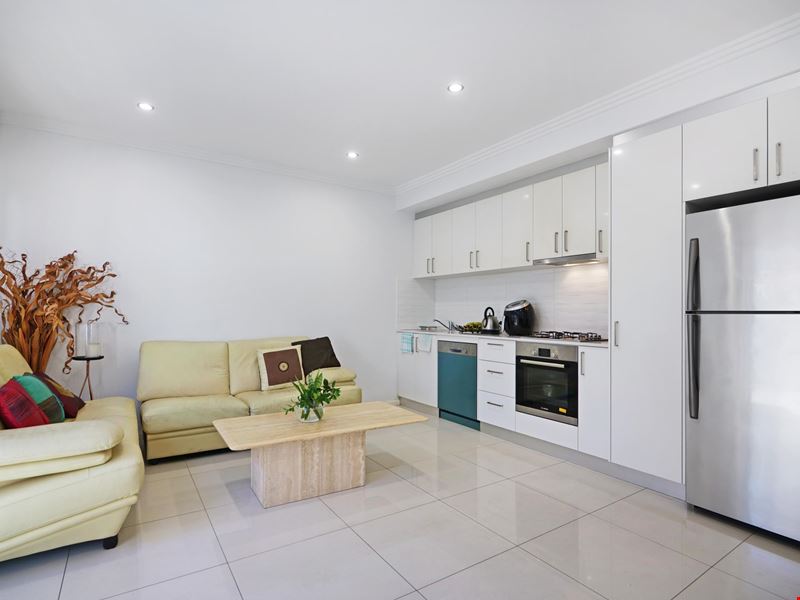 3/90 Albert Street, Osborne Park WA 6017