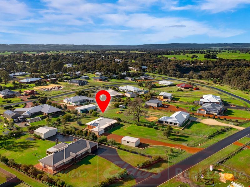 32 Craigie Drive, Roelands WA 6226