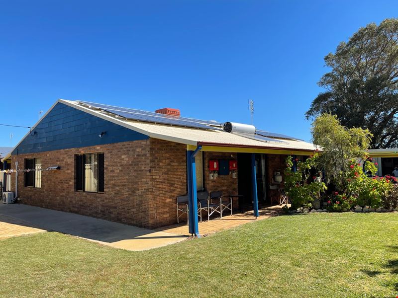 19 Flanagan Way, Dongara WA 6525