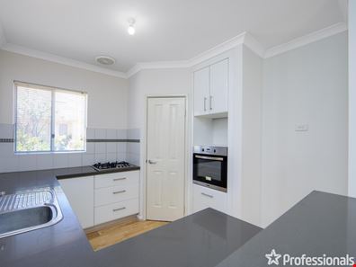 11/149 Hale Road, Forrestfield WA 6058