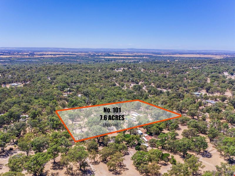 101 Tuart Grove Avenue, Lake Clifton WA 6215