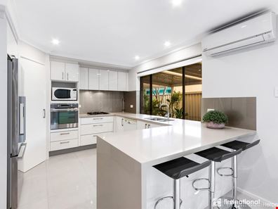 3A Harrington Crescent, Leeming WA 6149