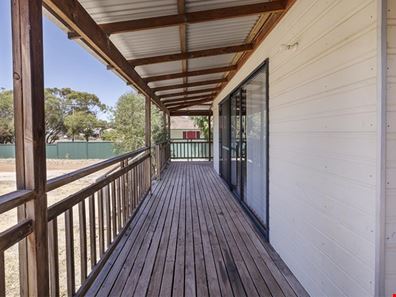 14 Raglan Street, Pingelly WA 6308