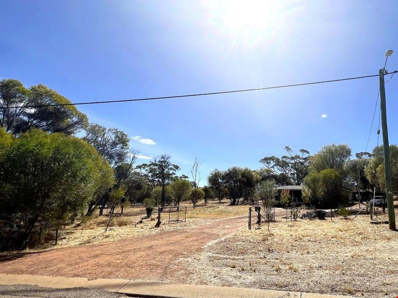 3 Connor Street, Toodyay WA 6566