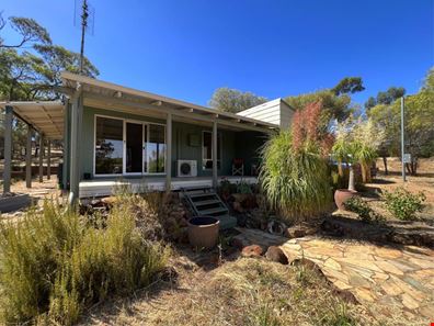 3 Connor Street, Toodyay WA 6566