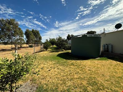 7 Marston Road, Cookernup WA 6219