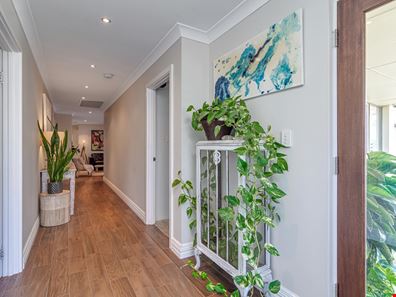 6 Seaview Place, Quinns Rocks WA 6030