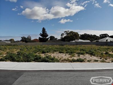 28 Pingle Drive, Greenfields WA 6210