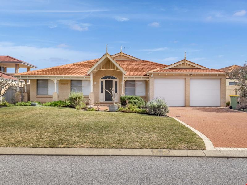 52 Ronsard Drive, San Remo WA 6210