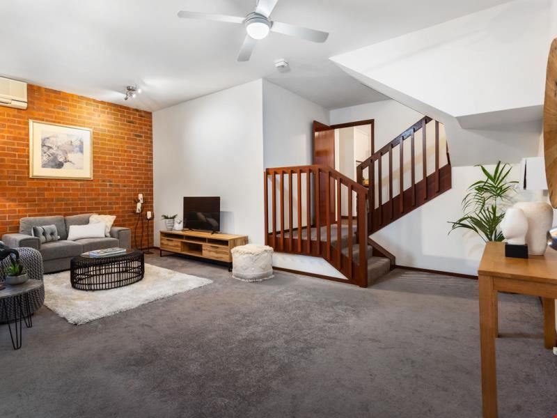 2B Kanimbla Road, Nedlands WA 6009