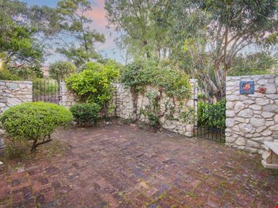 109 Summerville Crescent, Yallingup Siding WA 6282