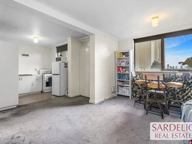 8/160 Mill Point Road, South Perth WA 6151