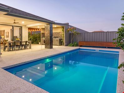 12 Augusta Parade, Dunsborough WA 6281