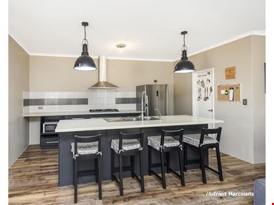 5 Cairn Crescent, Gingin WA 6503