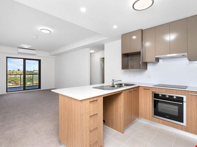 63/1 Kentucky Court, Cockburn Central WA 6164