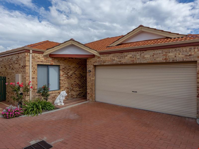 13/19 St Marks Drive, Hillarys WA 6025
