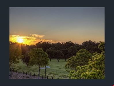 15 Serpentine Drive, South Guildford WA 6055