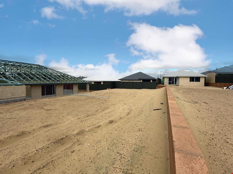 5 Winjeel Rd, Bullsbrook WA 6084