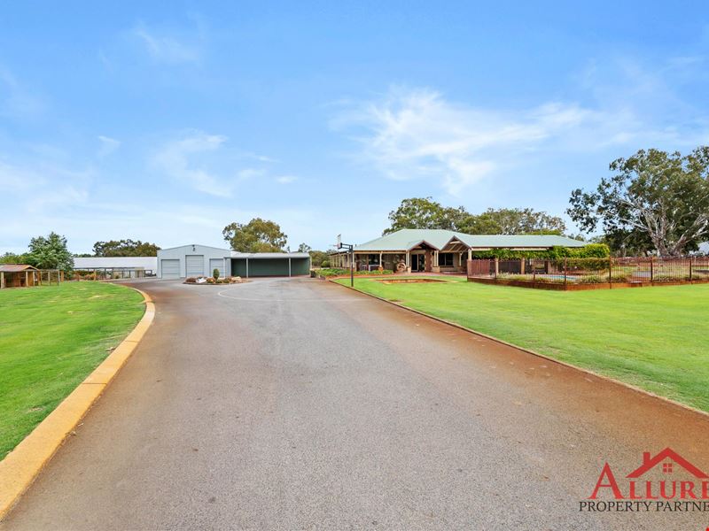 110 Cumming Rd, Oakford WA 6121