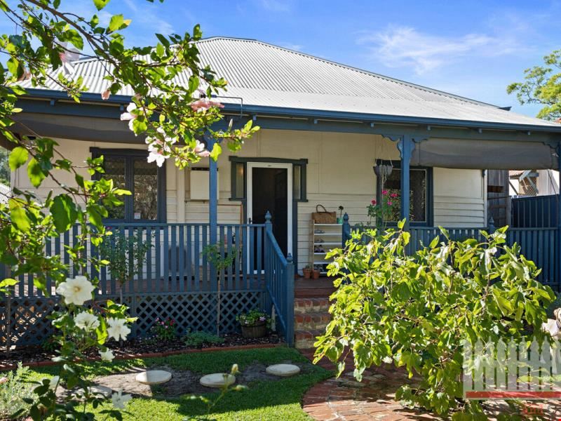 10 Third Avenue, Bassendean WA 6054