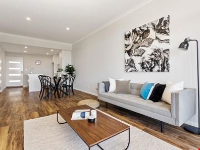 2/2 Cooli Street, Hammond Park WA 6164