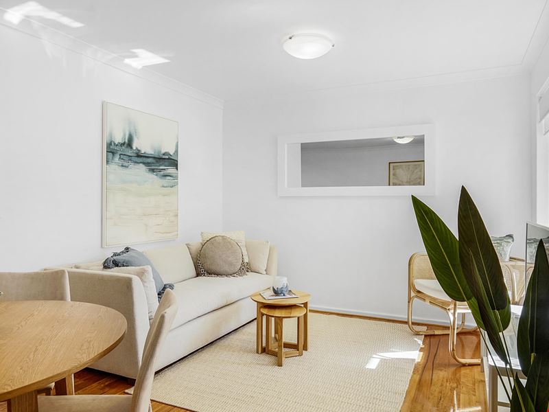 8/17 Princes Street, Cottesloe