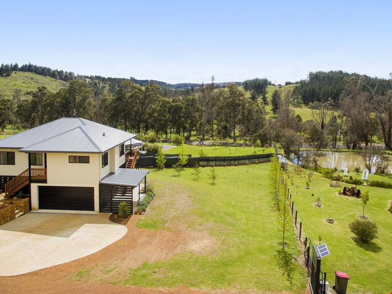 15a Diggers Green, Nannup WA 6275