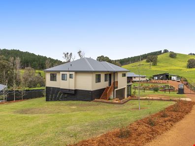15a Diggers Green, Nannup WA 6275