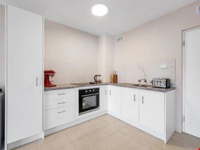 10/212 Hampden Road, Crawley WA 6009